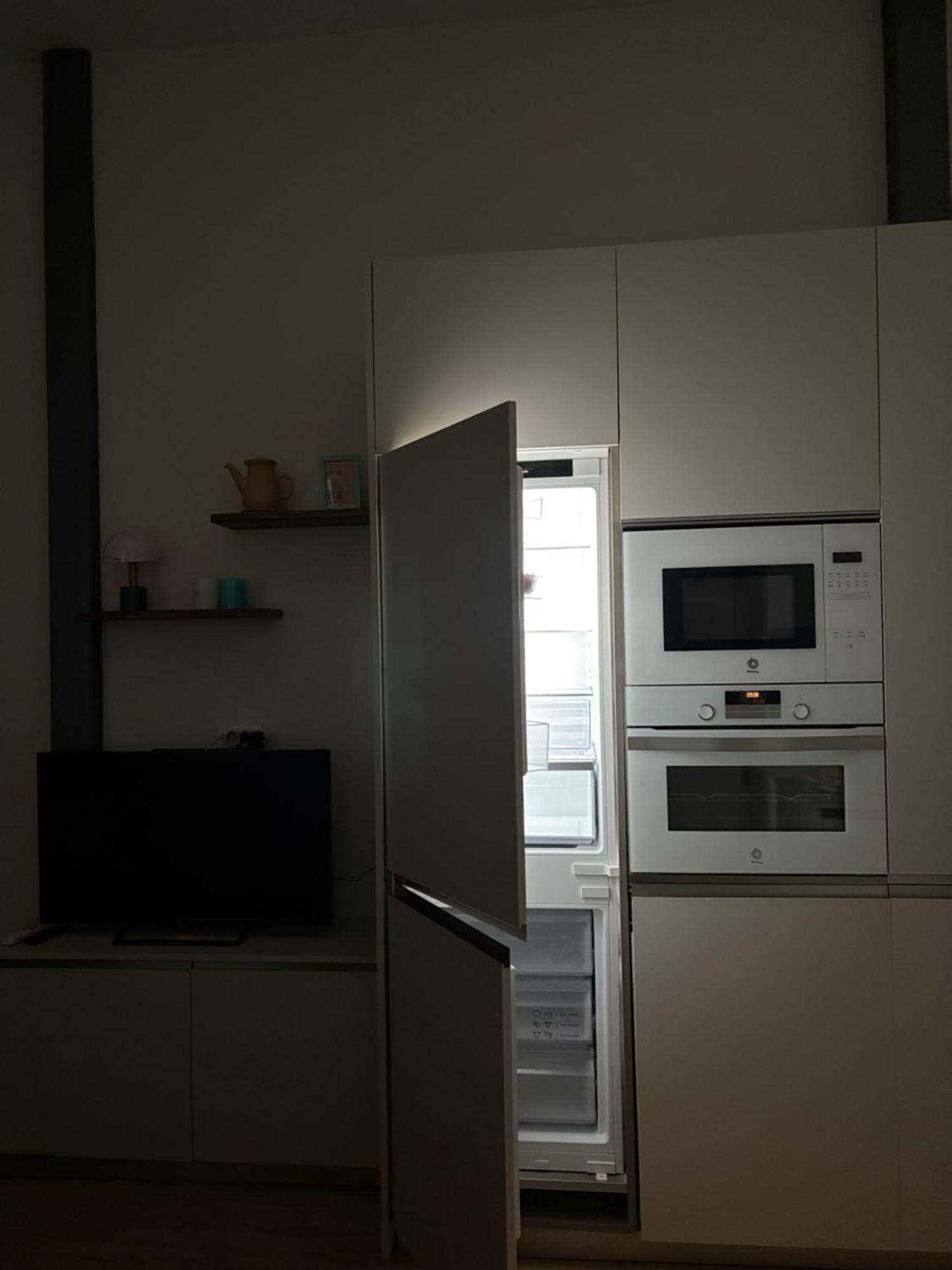 Apartamento Premium En Plaza Mina Minimalismo Y Confort A Pasos Del Mar Cadice Esterno foto